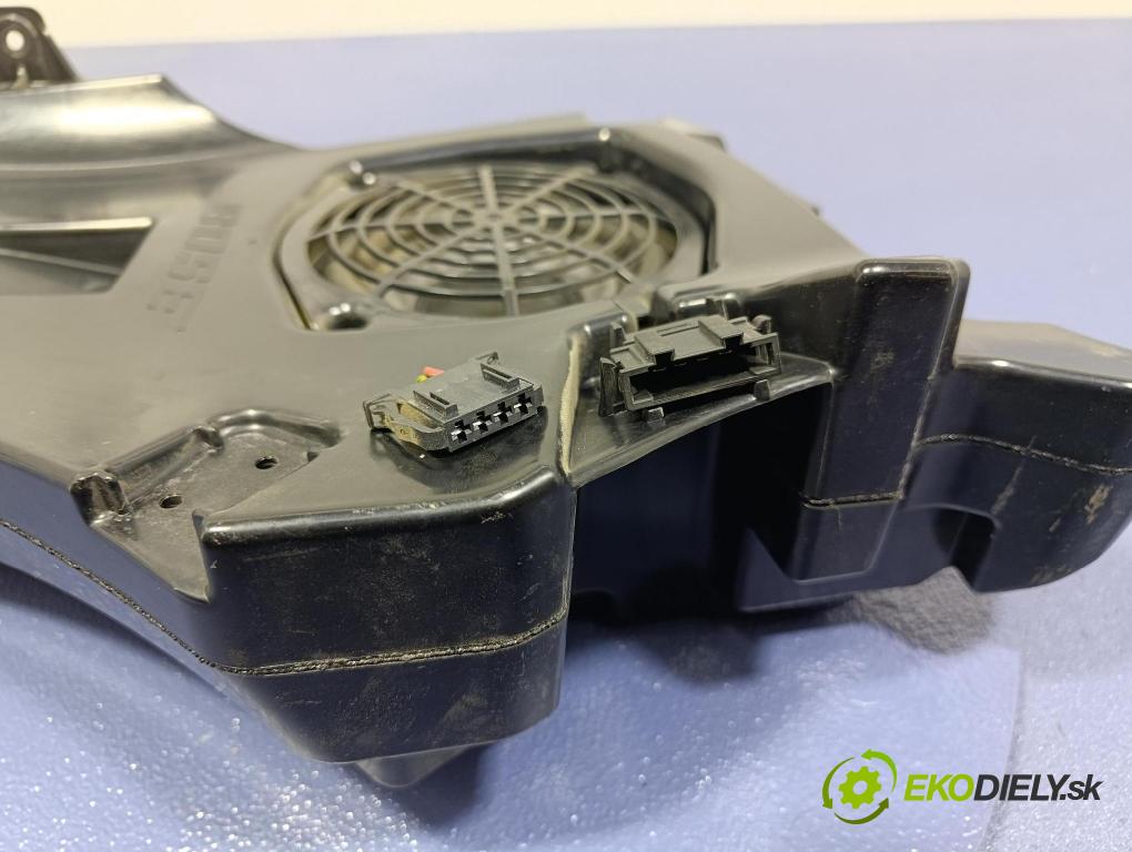 Audi A3 2005 Reproduktor / Subwoofer: 8P4035382A