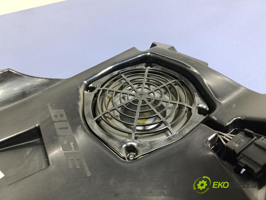 Audi A3 2005 Reproduktor / Subwoofer: 8P4035382A
