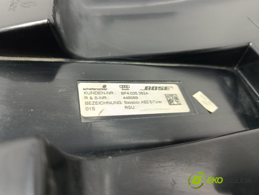 Audi A3 2005 Reproduktor / Subwoofer: 8P4035382A