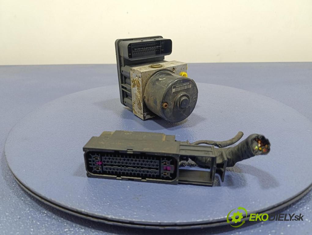 Audi A3 2000 čerpadlo ABS x 1J0614517E