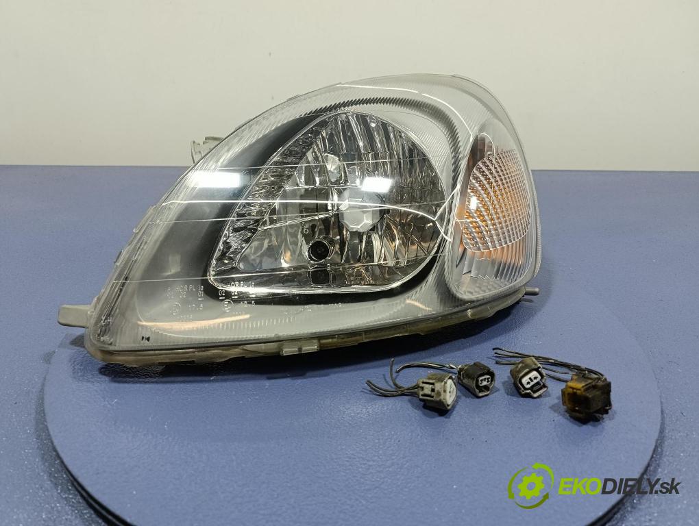 Toyota Yaris 2002 světlo Levý: 08-212-11A2L