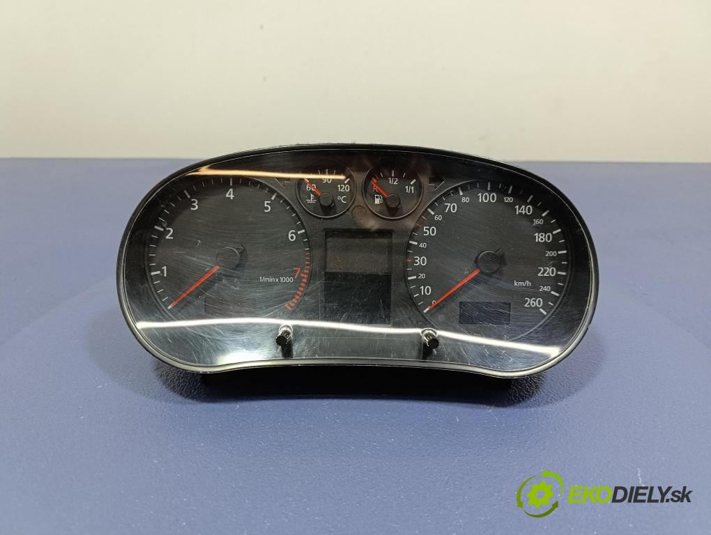 Audi A3 2000 Přístrojová deska 8L0920900A