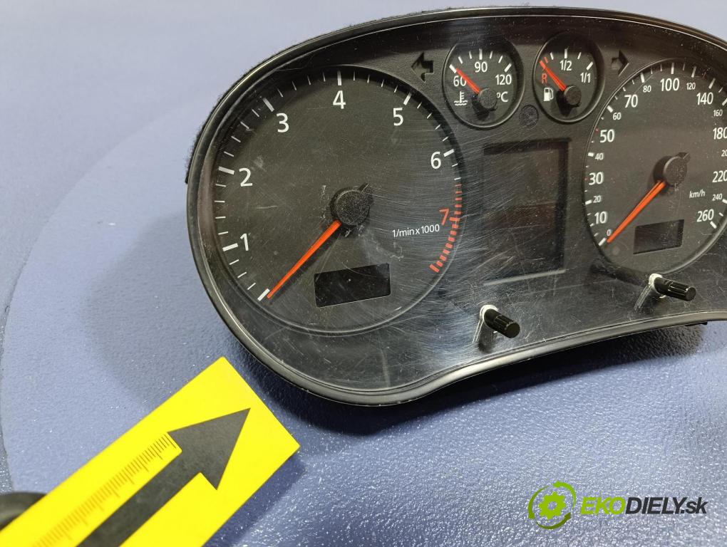 Audi A3 2000 Přístrojová deska 8L0920900A
