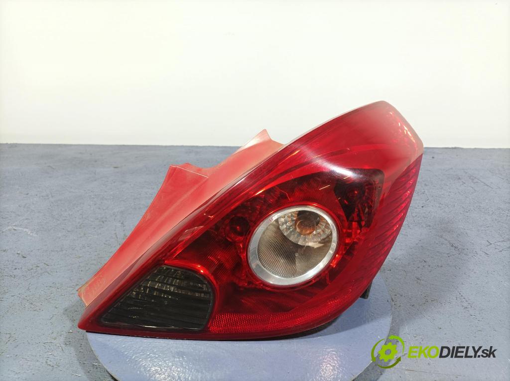Opel Corsa 2007 svetlo / reflektor zad Prava: Vonkajsia: 13186351