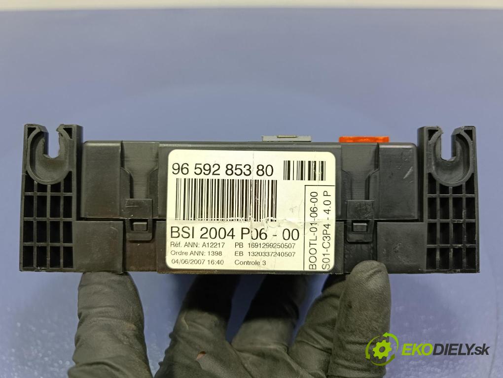 Peugeot 207 2007 riadiaca jednotka Motor: 9663380880
