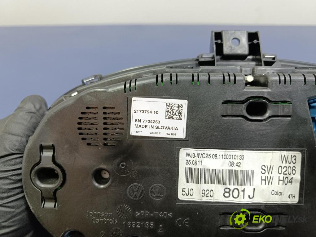 Skoda Fabia 2011 řídící jednotka Motor: 03L906023NG