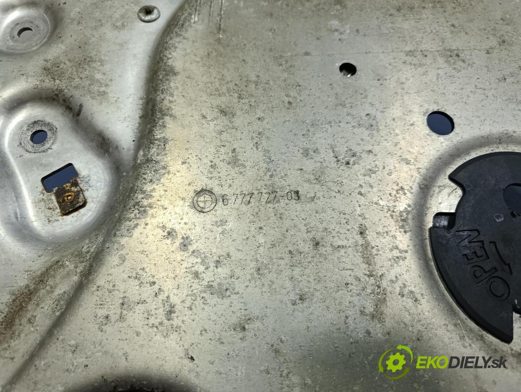 Bmw Seria 5 2011 kryt Motor: 6777727