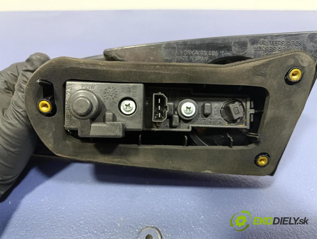 Seat Ibiza 2002 svetlo / reflektor zad ľavá Vnútri: 6L6945093F