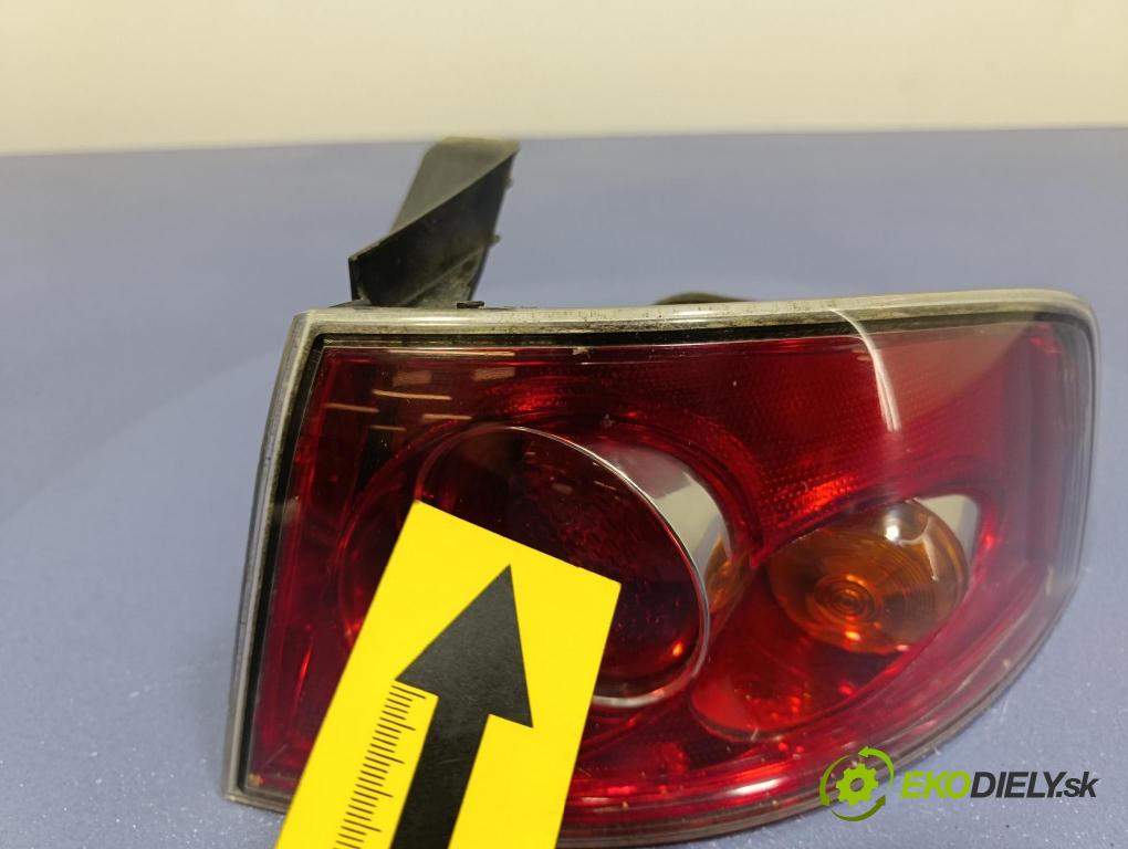 Seat Ibiza 2002 svetlo / reflektor zad Prava: Vonkajsia: 