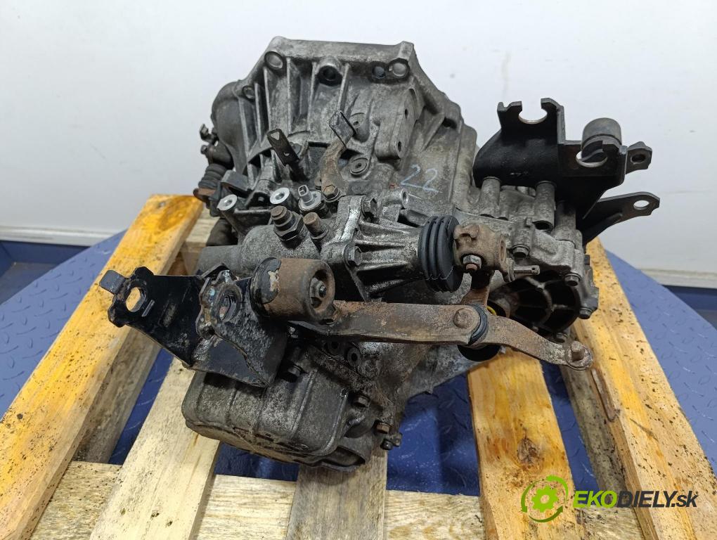 Toyota Avensis 2003 prevodovka Manualna
