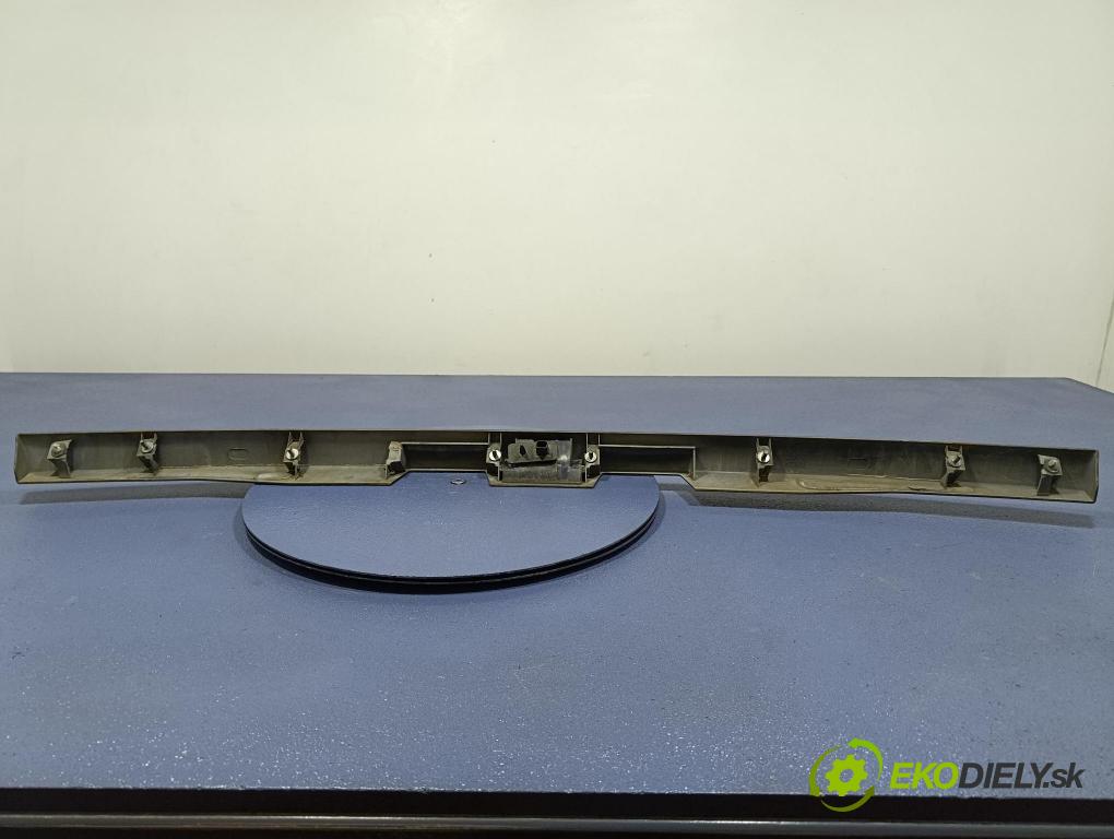 Citroen C4 grand picasso 2009 zaslepka: Zad: 9654872977