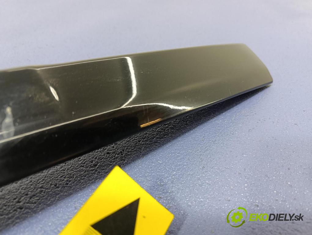 Citroen C4 grand picasso 2009 zaslepka: Zad: 9654872977