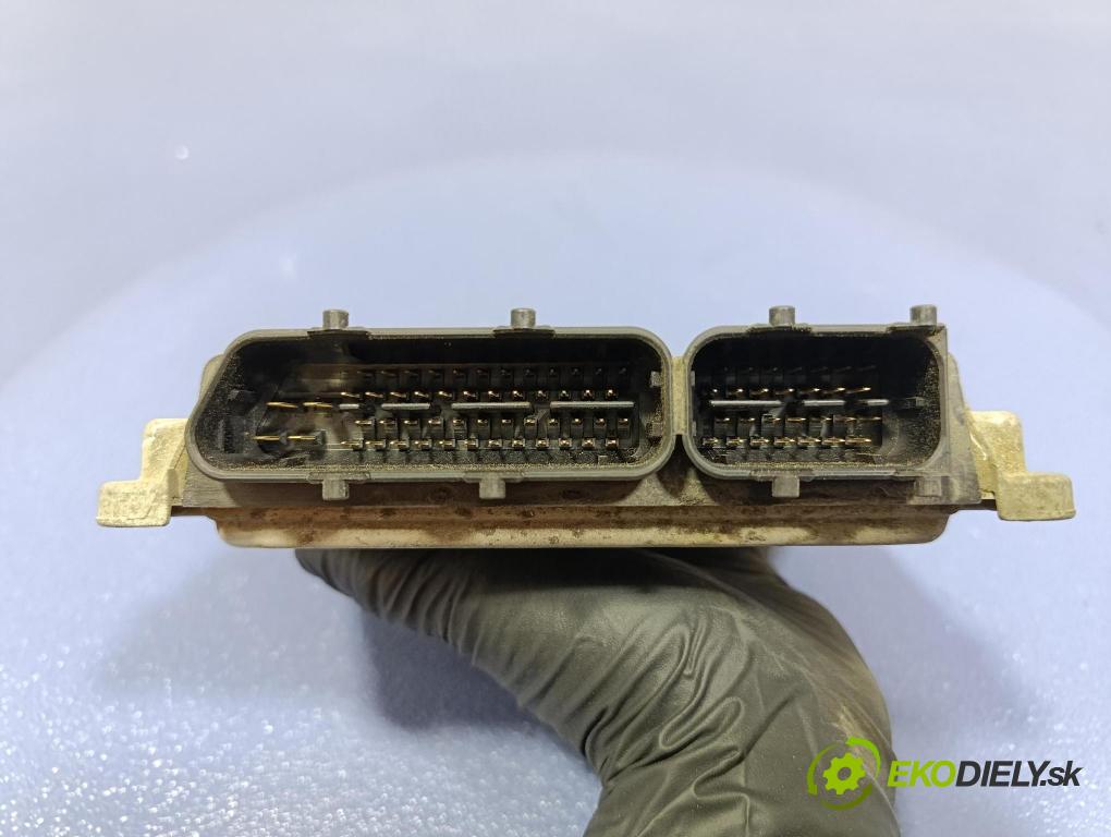 Fiat Panda 2004 řídící jednotka Motor: 55196259
