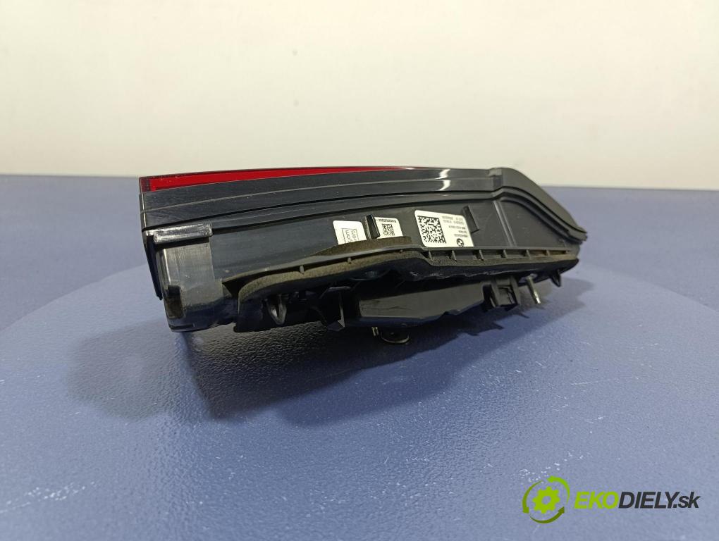 Bmw Seria 7 2019 světlo Zad: Práva: Uvnitř 8492342