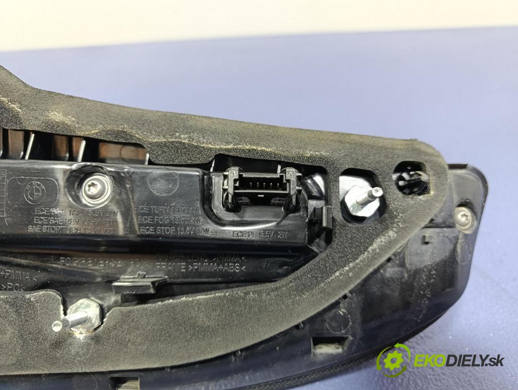 Bmw Seria 7 2019 světlo Zad: Práva: Uvnitř 8492342
