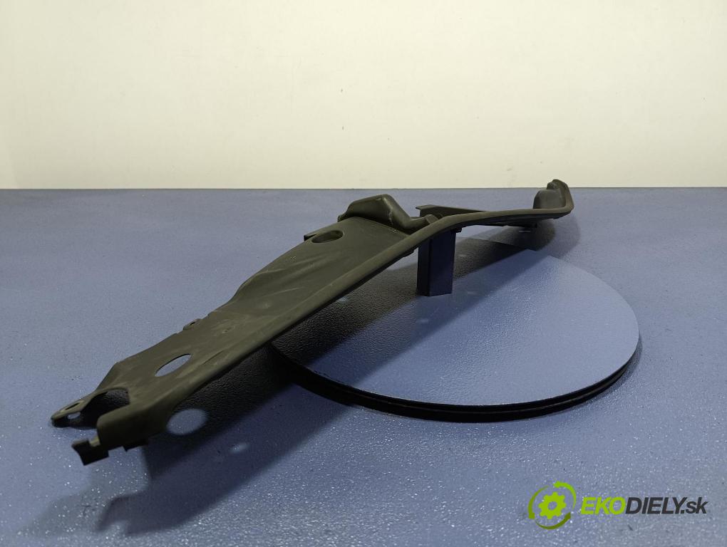Bmw Seria 7 2019 kryt Motor: 7475289