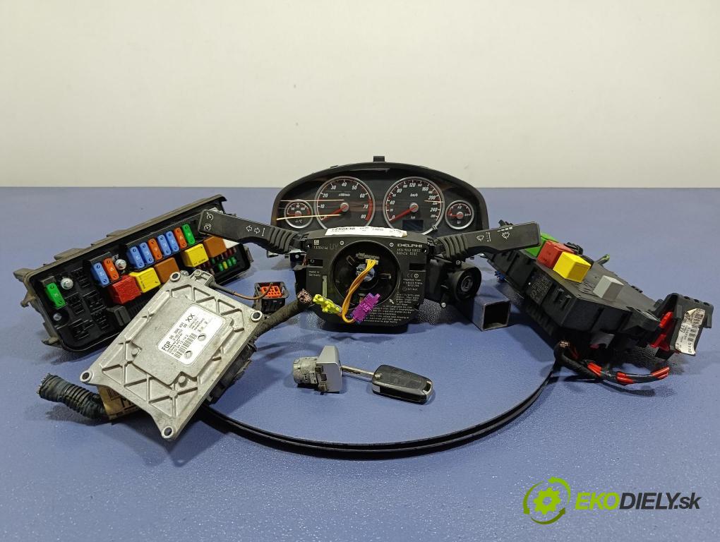 Opel Vectra 2006 riadiaca jednotka Motor: 55355631
