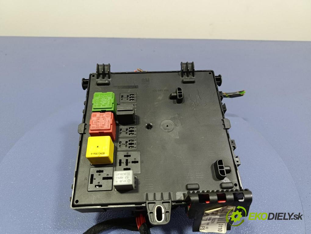 Opel Vectra 2006 riadiaca jednotka Motor: 55355631