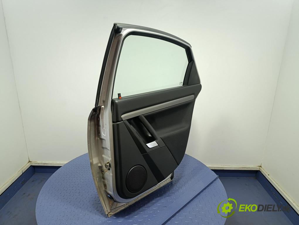 Opel Vectra 2006 dvere zad pravé