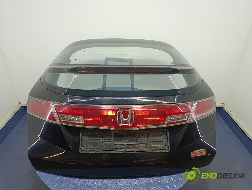 Honda Civic 2008 zadní dveře kufra: kufr
