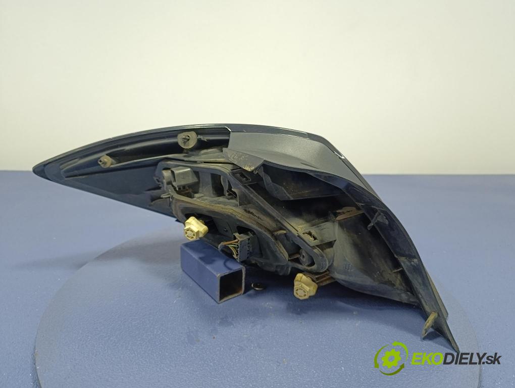 Opel Astra 2005 světlo Zad: Práva: Mimo: 24451834