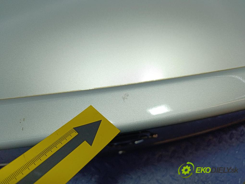 Opel Vectra 2006 zadní dveře kufra: kufr