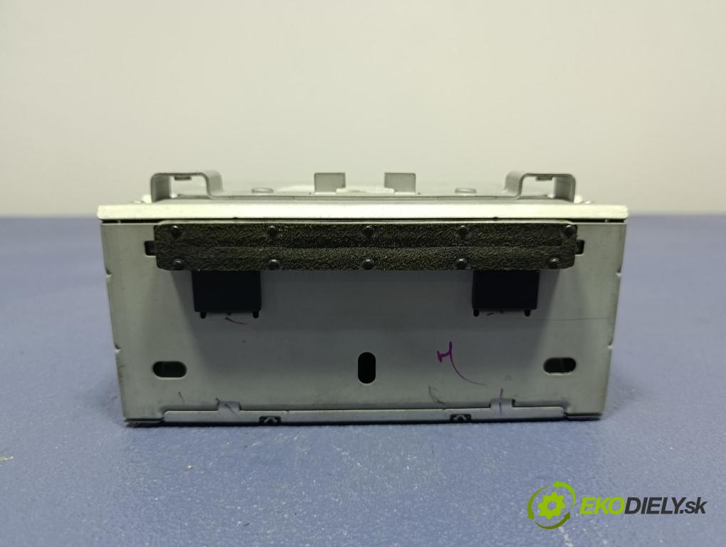 Ford Fiesta 2012 Radio I Navigace: AA6T-18C815-AE