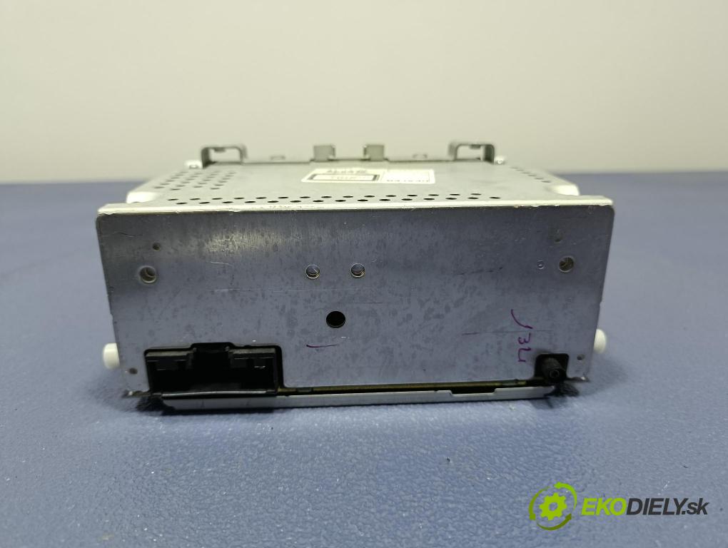 Ford Fiesta 2012 Radio I Navigace: AA6T-18C815-AE