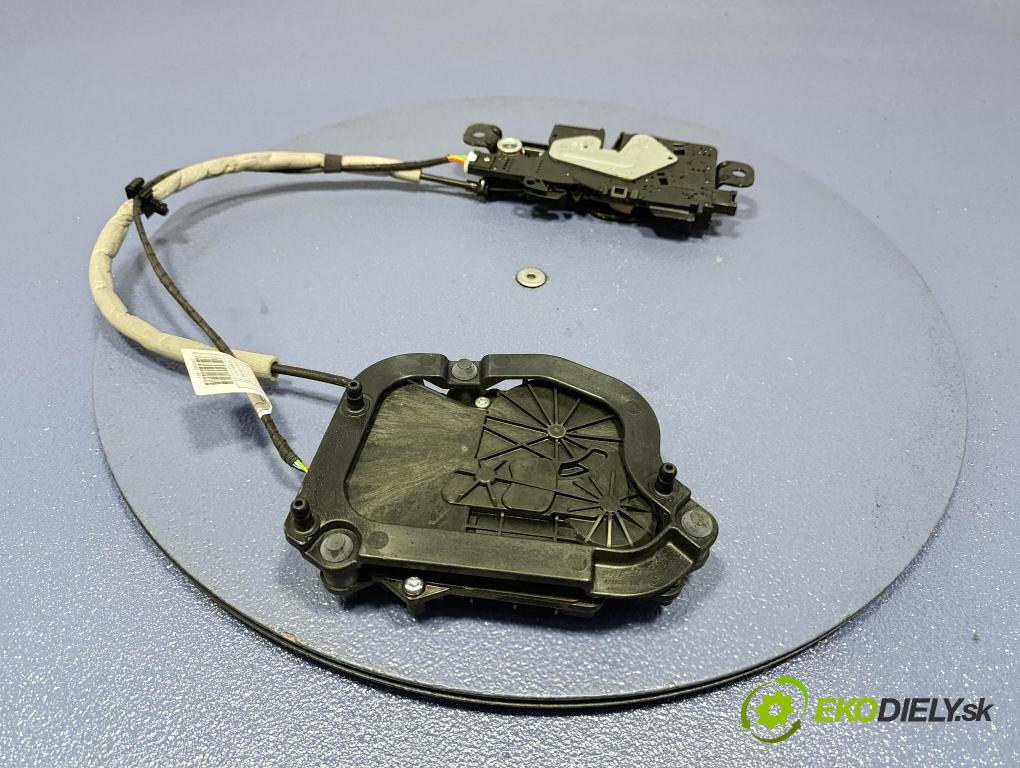 Bmw Seria 7 2019 zámek Klapky: kufr 7441014