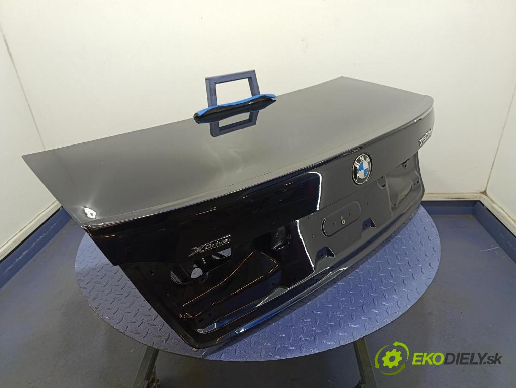 Bmw Seria 7 2019 zadní dveře kufra: kufr