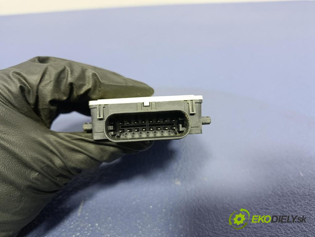 Bmw Seria 7 2019 Radar: 6899503