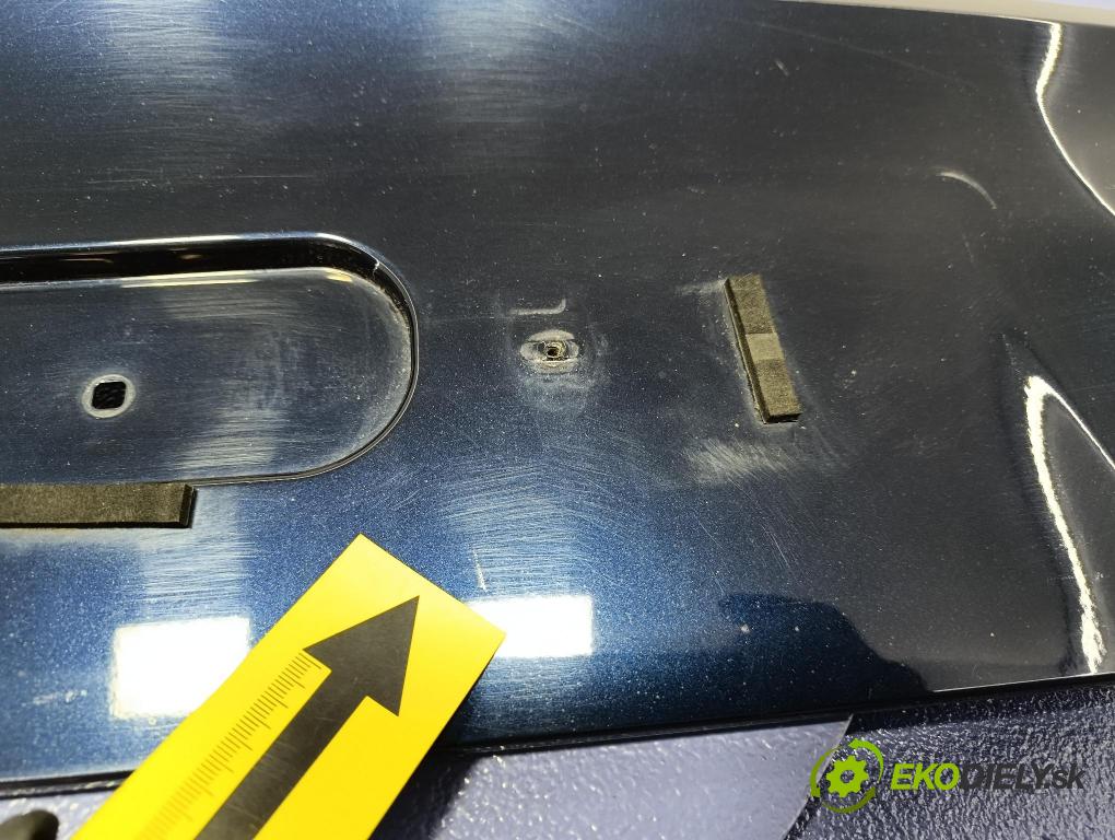 Bmw Seria 7 2019 zaslepka: Zad: 7486517