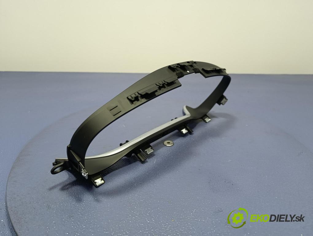 Bmw Seria 7 2019 kryt Plast: Interiéry: 7946201