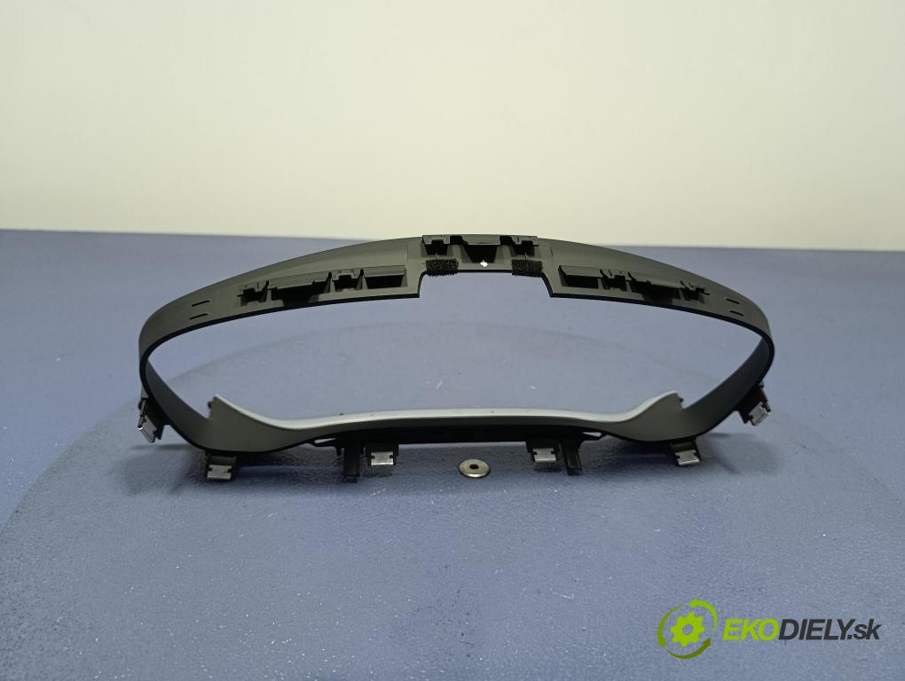 Bmw Seria 7 2019 kryt Plast: Interiéry: 7946201