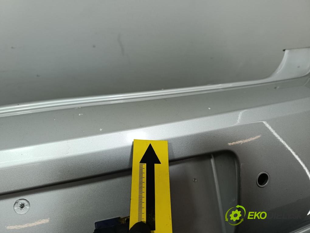 Opel Vectra 2006 nárazník zad 13100620