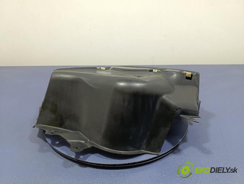 Bmw Seria 7 2019 kryt Plast: podvozek: 7351646