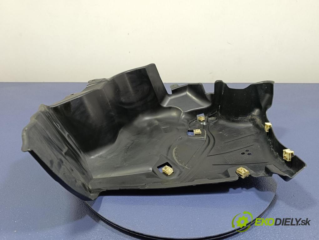 Bmw Seria 7 2019 kryt Plast: podvozek: 7351646