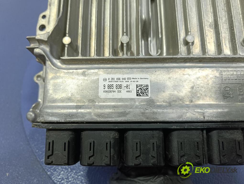 Bmw Seria 7 2019 řídící jednotka Motor: 9885838