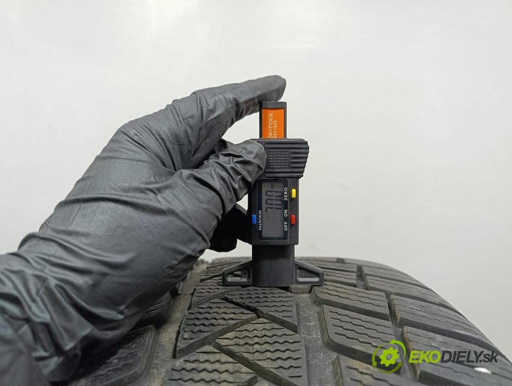 Bmw Seria 7 2019 pneumatika ZIMA: 8714692802034