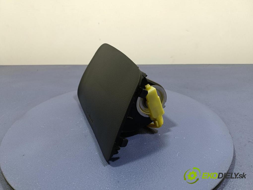 Toyota Rav4 2002 Airbag: Cestující: x 73970-42020