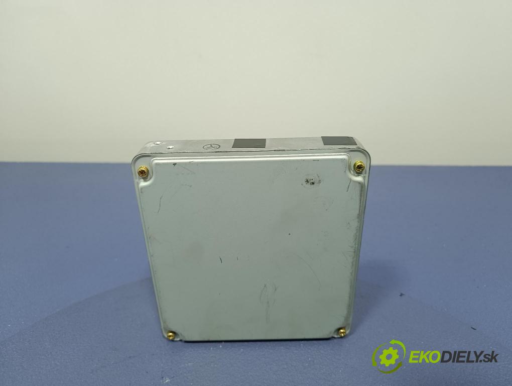 Toyota Rav4 2002 riadiaca jednotka Motor: 89661-42780