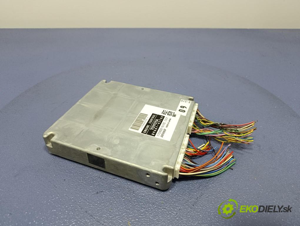 Toyota Rav4 2002 riadiaca jednotka Motor: 89661-42780
