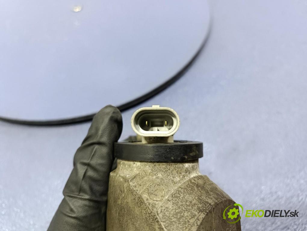 Toyota Rav4 2002 Halogen Levý: ICHIKOH 42-24