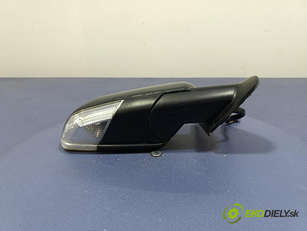 Skoda Octavia 2005 zpětné zrcátko prave