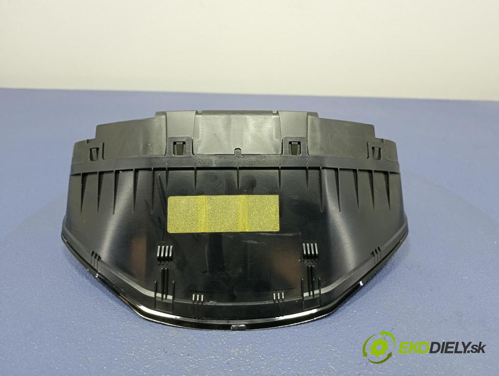 Skoda Octavia 2005 Přístrojová deska 1Z0920841B