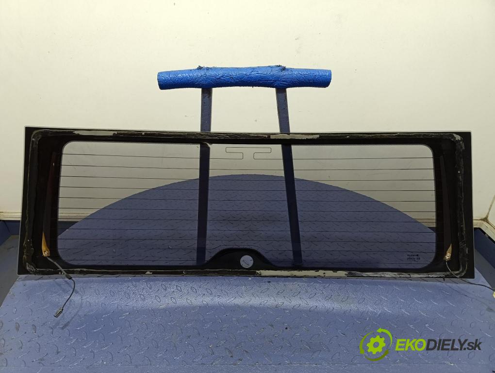 Toyota Rav4 2002 sklo zadna 