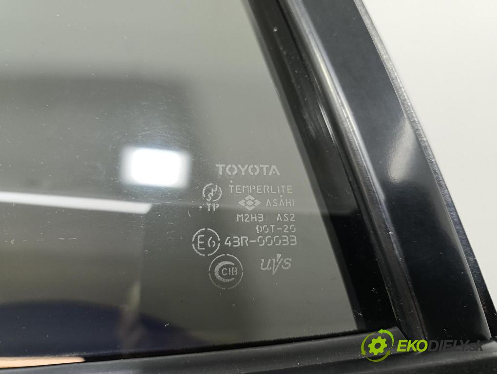 Toyota Rav4 2002 dveře Zad: Vlevo, odjet: