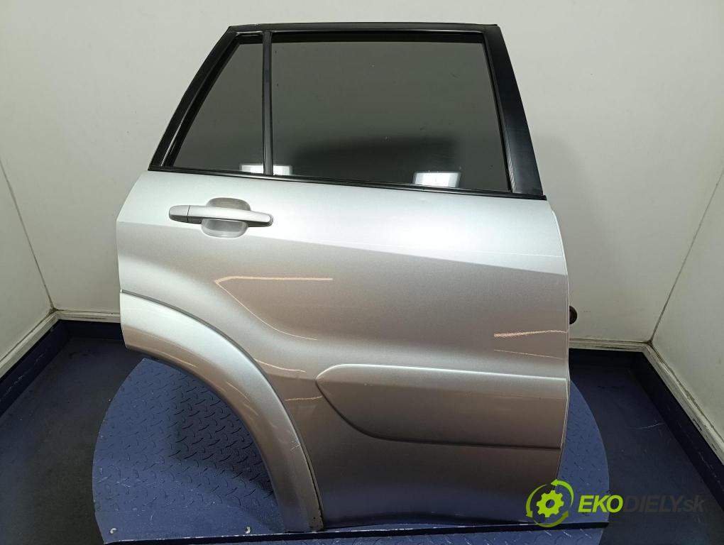 Toyota Rav4 2002 dveře Zad: prave
