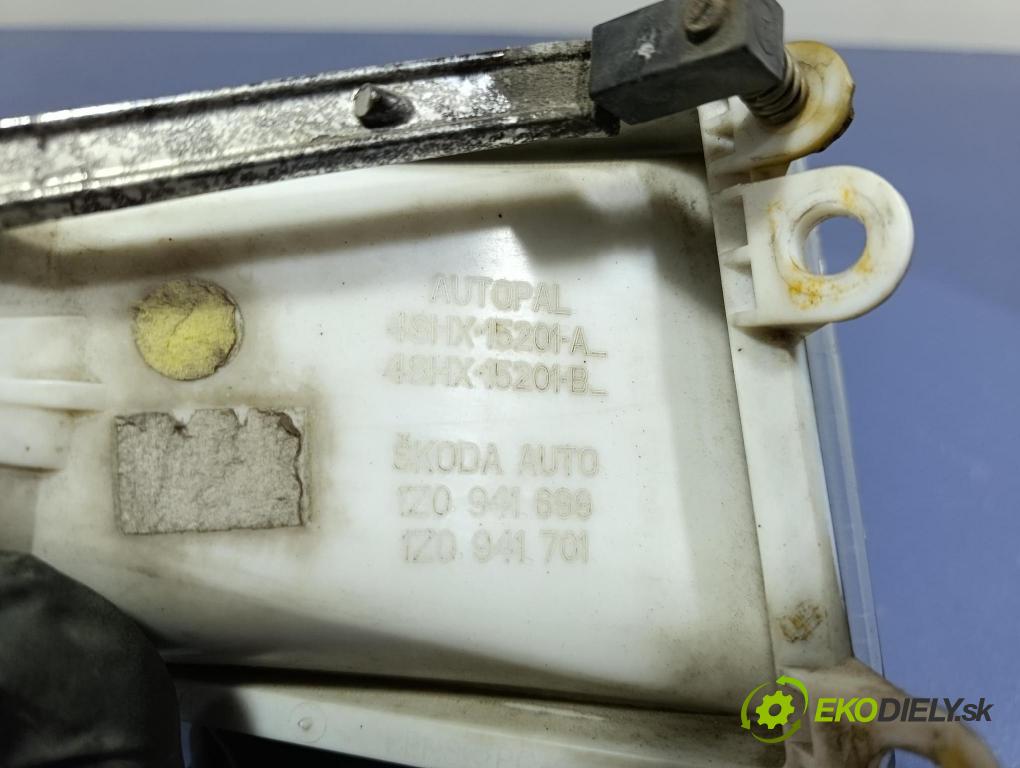 Skoda Octavia 2005 Halogen Levý: 1Z0941701