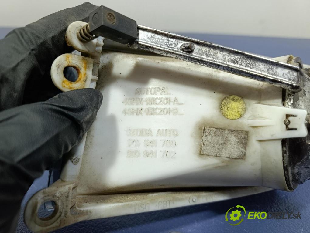 Skoda Octavia 2005 Halogen v pravo: 1Z0941702